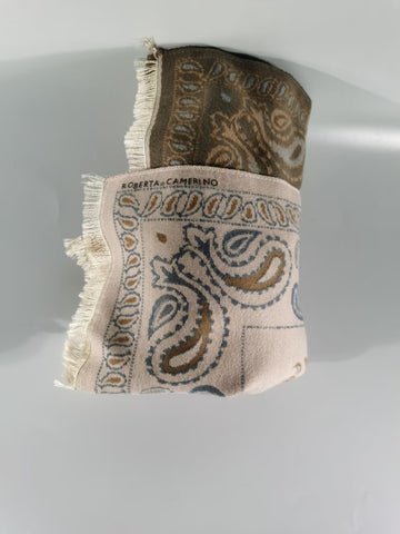 ROBERTA di CAMERINO-  scarves-  A55656